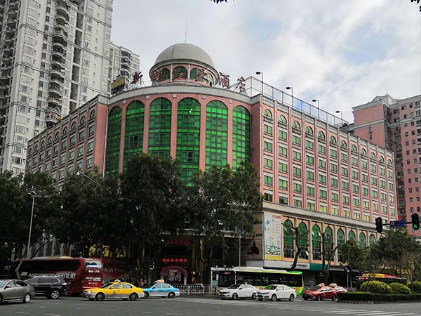 廣州新珠江大酒店360KW電真空鍋爐9